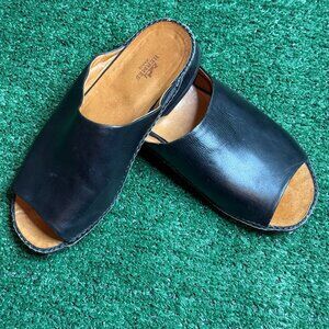 Vintage Leather Slide Sandals Marked HERMÈS Size 41.5 EU / 8.5 US Made in Italy
